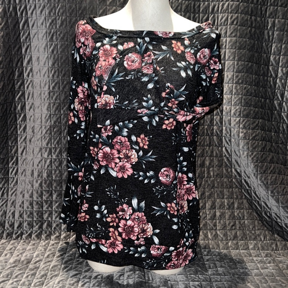 Dark Heather Bell Sleeved Blouse